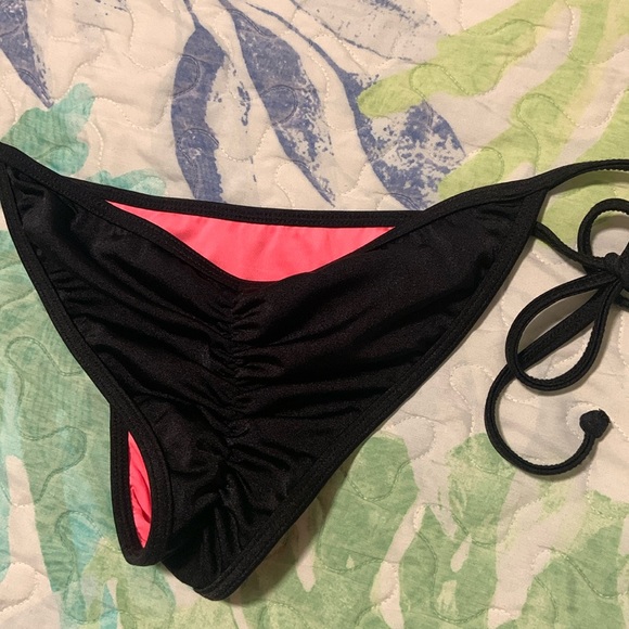 DOLL swimwear black cheeky bikini - Picture 3 of 7